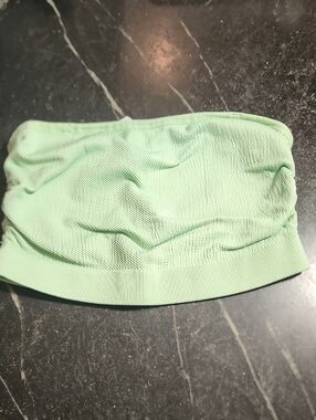 Wild Fable And Colsie 2 pack bandeau tops Light Green And White Large